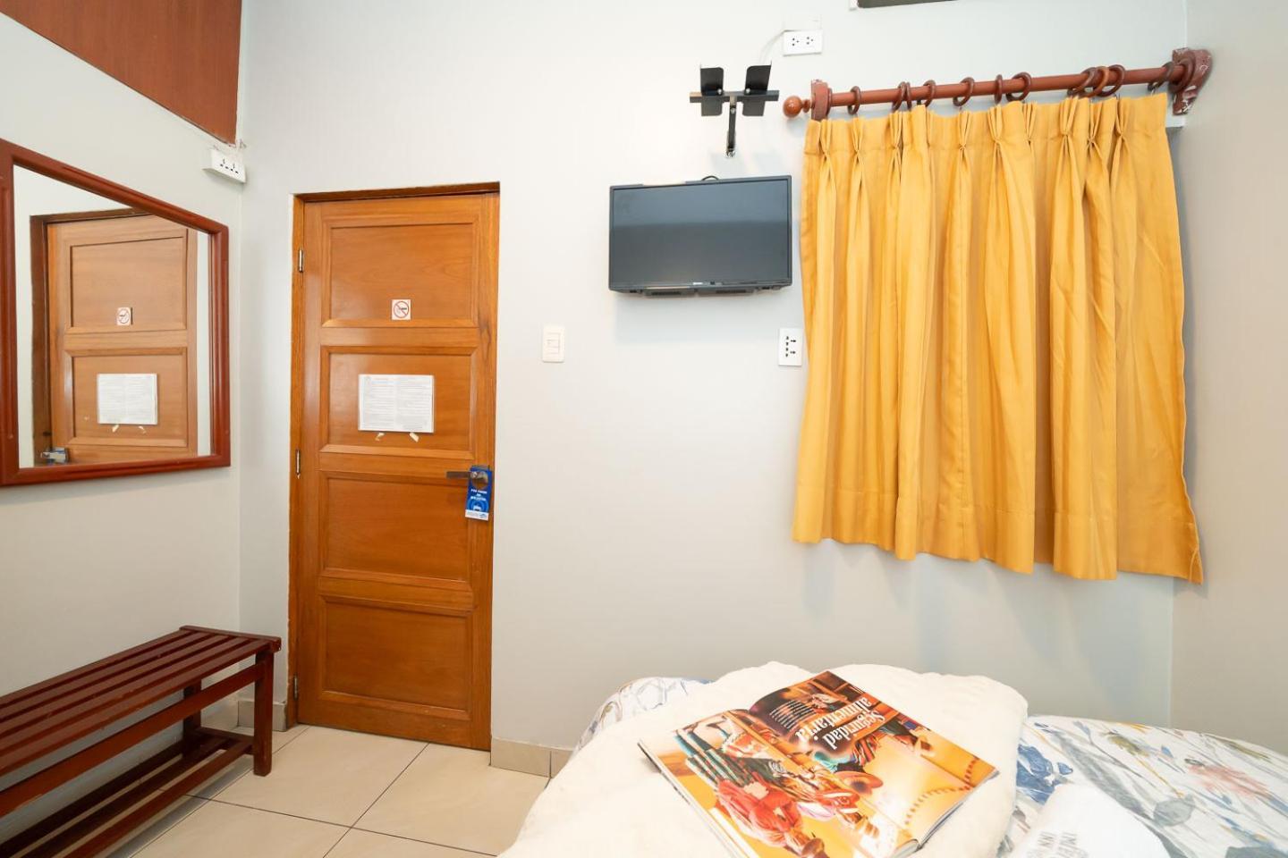 Imperial Inn Hospedaje Turistico ليما المظهر الخارجي الصورة
